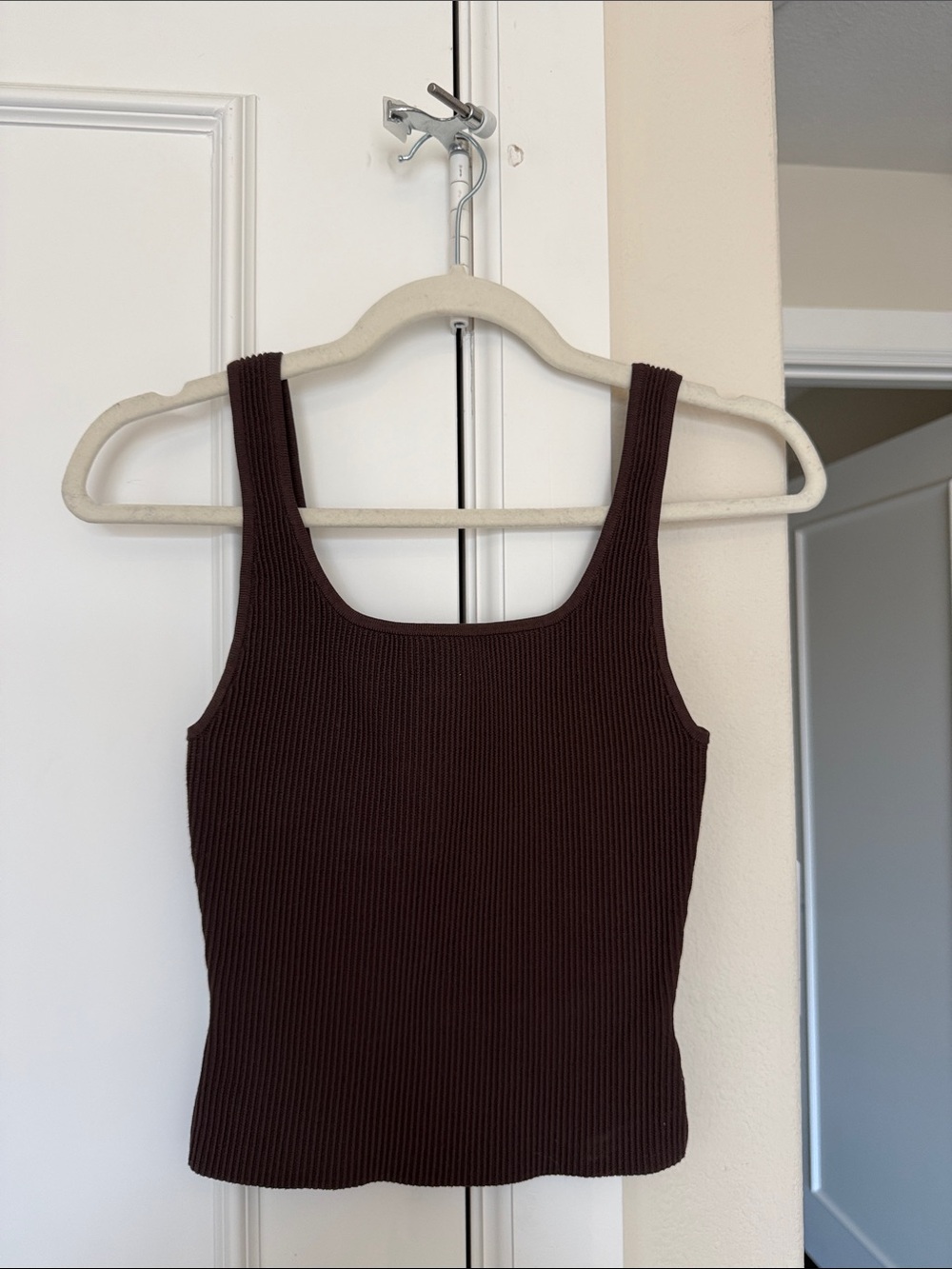 Babaton Ribbed Tank Top in Dark Brown